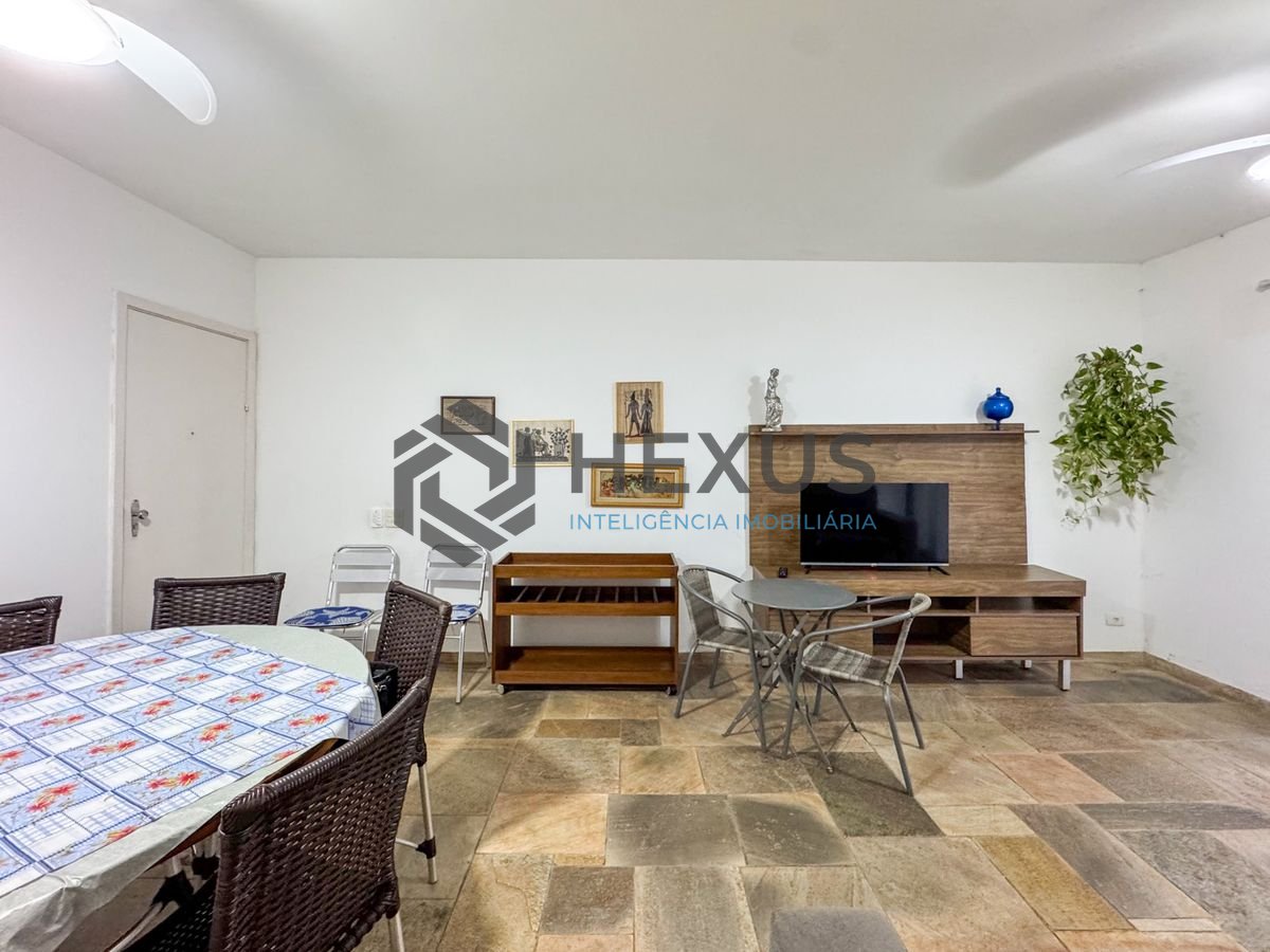 Foto 4 de Apartamento com varanda vista mar e lazer na beira mar da praia nas Pitangueiras, Guarujá