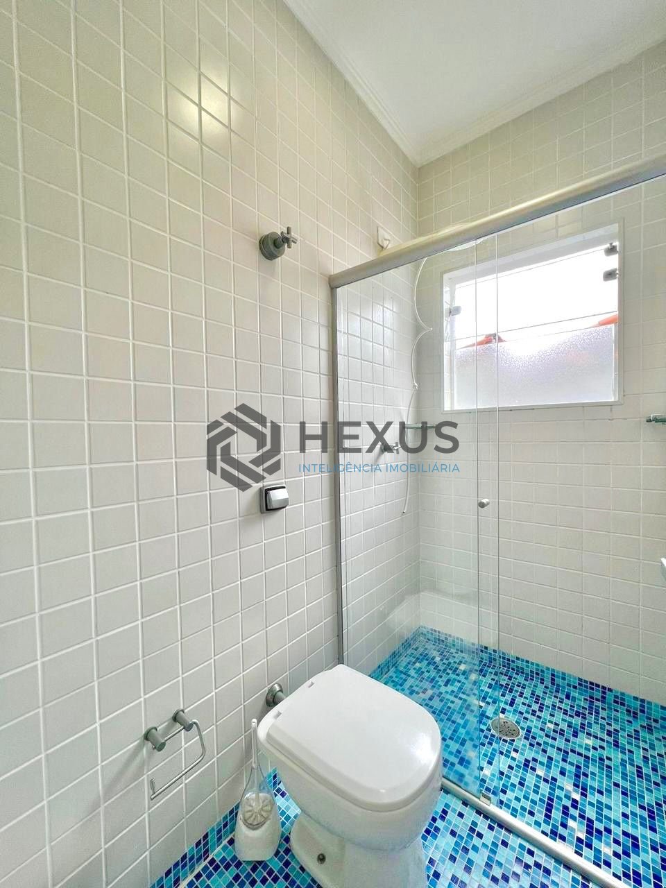 Foto 35 de Casa reformada com piscina e área gourmet no Jardim Acapulco, Guarujá