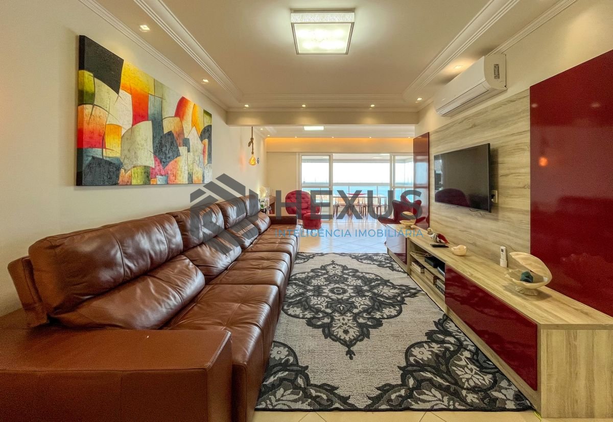 Foto 4 de Apartamento reformado frente mar com varanda gourmet vista mar e lazer nas Pitangueiras, Guarujá