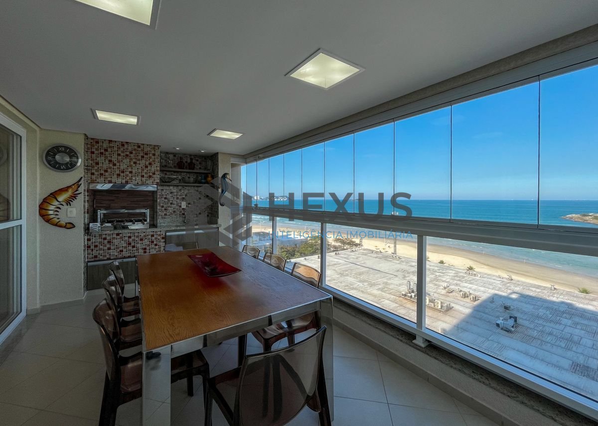 Apartamento reformado frente mar com varanda gourmet vista mar e lazer nas Pitangueiras, Guarujá
