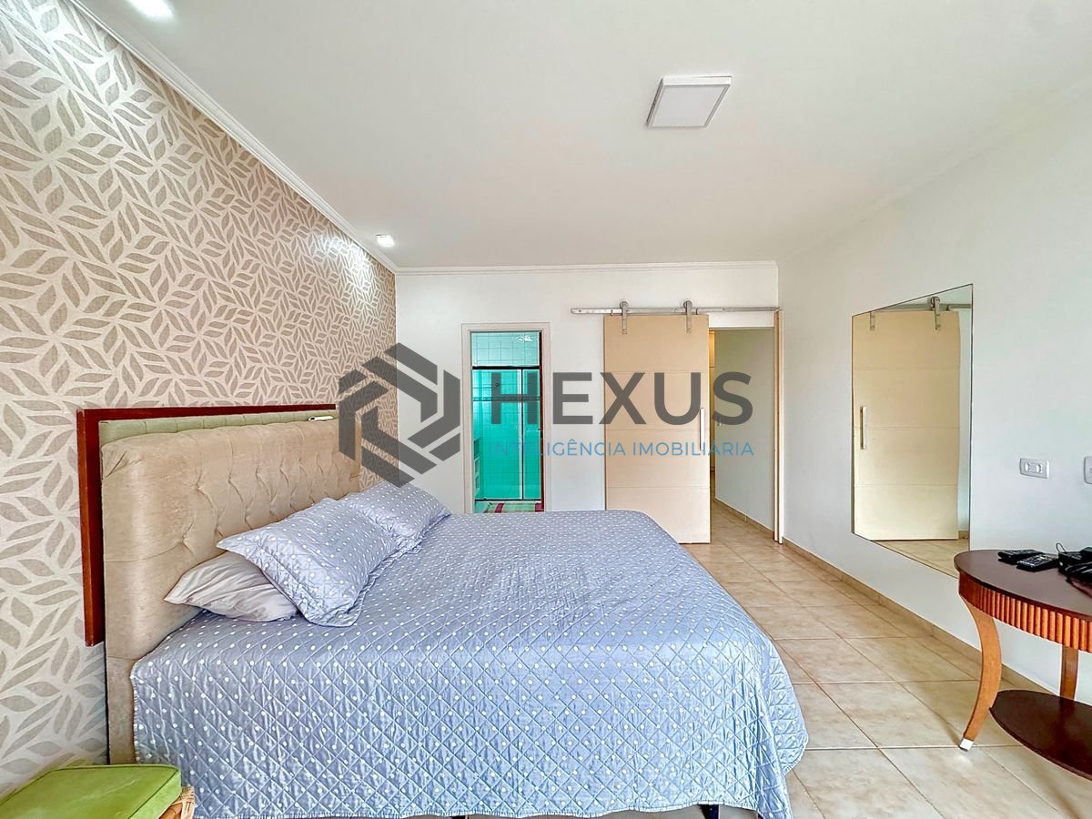 Foto 18 de Casa reformada com piscina e área gourmet no Jardim Acapulco, Guarujá