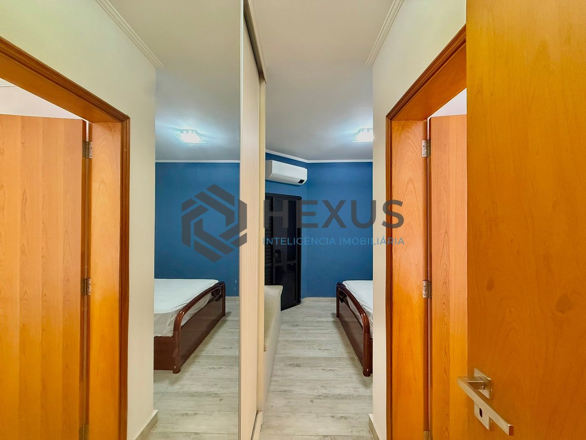 Foto 13 de Apartamento a 100m da Praia da Enseada - Guarujá -SP