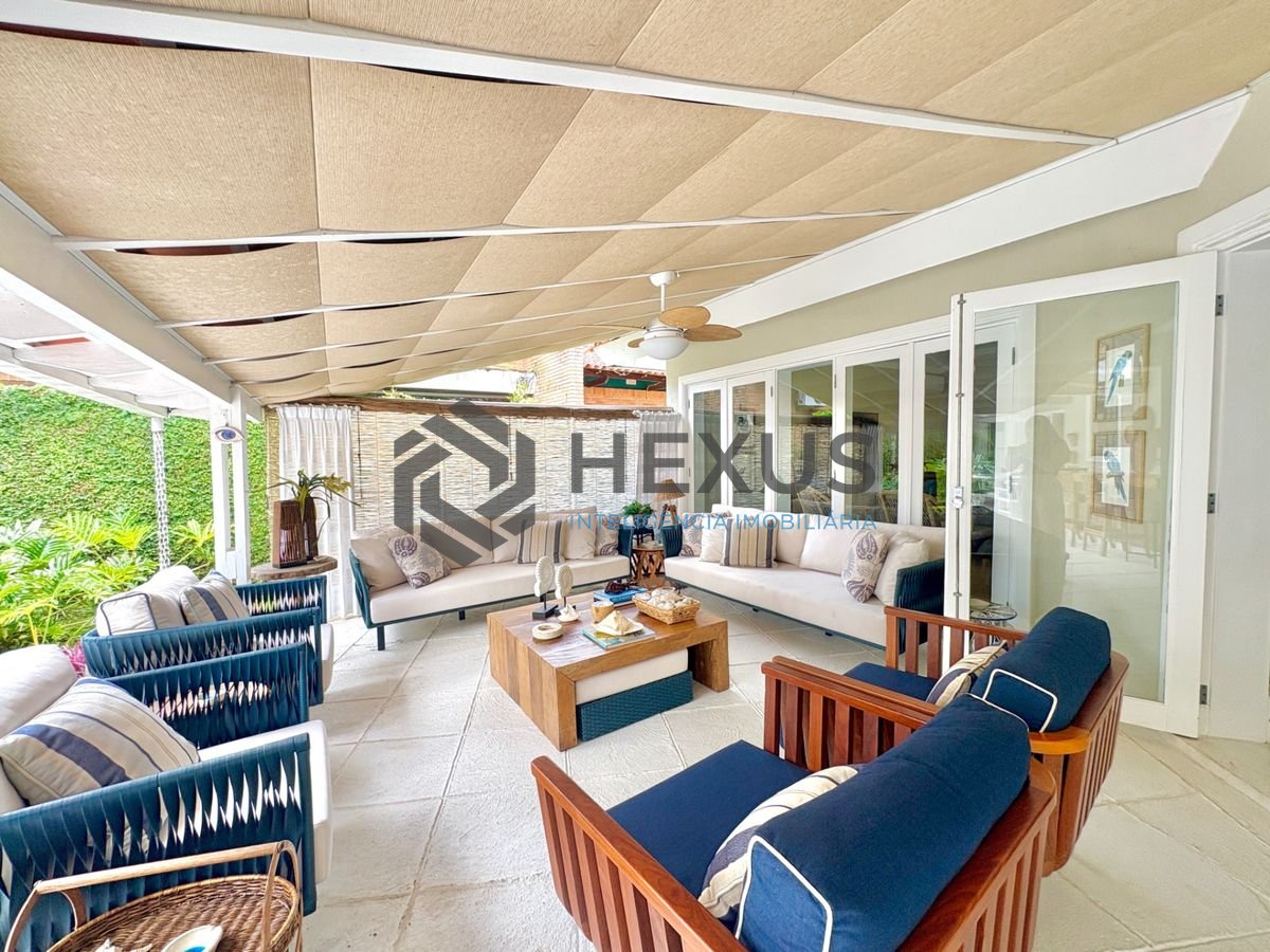 Foto 16 de Casa reformada com piscina e área gourmet no Jardim Acapulco, Guarujá