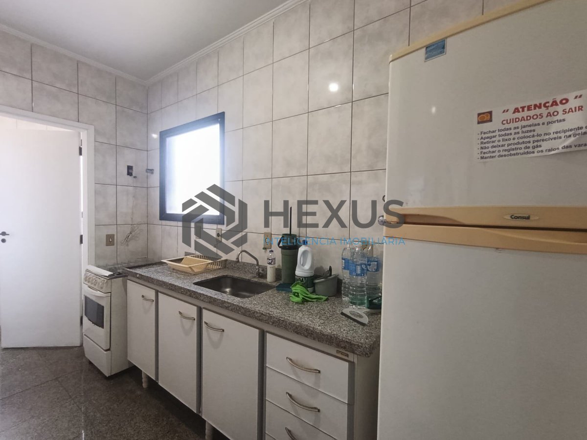 Foto 22 de Apartamento com varanda vista mar e lazer na Enseada, Guarujá