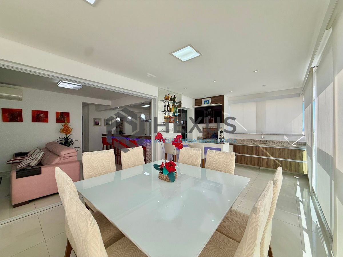 Foto 10 de Apartamento reformado com varanda gourmet vista mar e lazer a 350m da praia na região da Brunela na Enseada, Guarujá