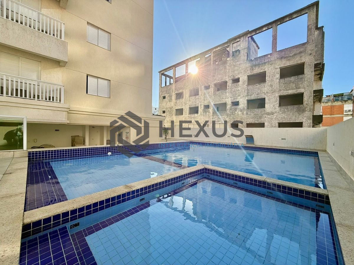 Foto 36 de Apartamento reformado com varanda gourmet vista mar e lazer a 350m da praia na região da Brunela na Enseada, Guarujá