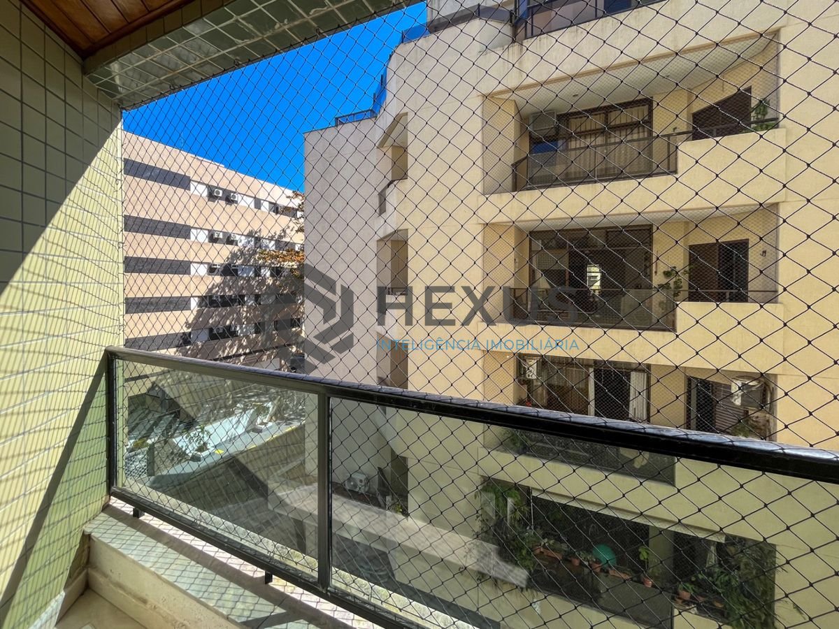 Foto 9 de Apartamento com varanda e lazer na região do Tortugas na Enseada, Guarujá