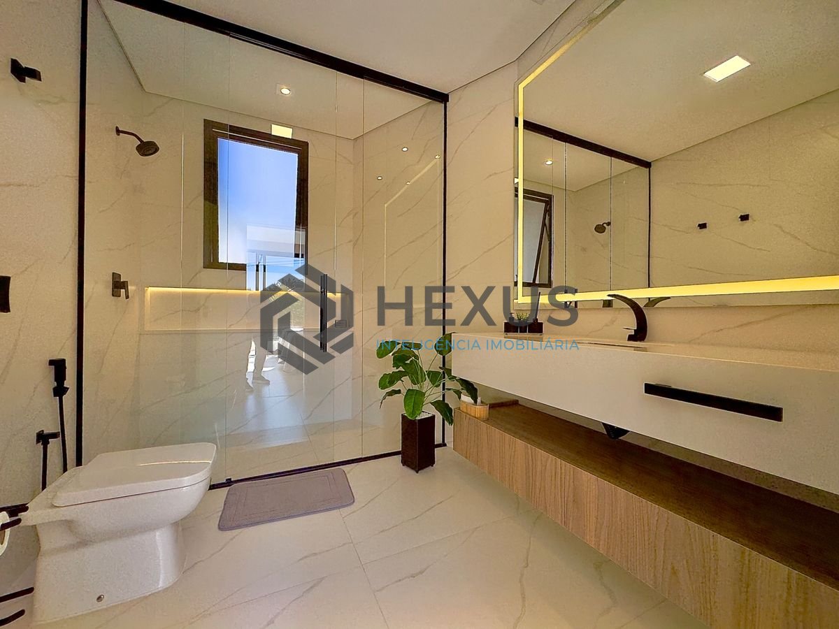 Foto 57 de Casa de alto padrão com piscina e área gourmet no Jardim Acapulco, Guarujá