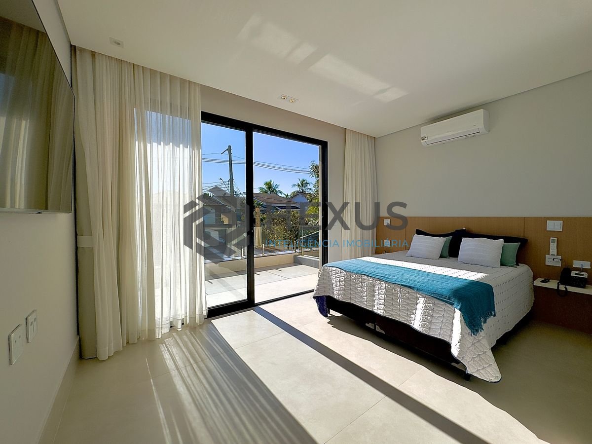 Foto 42 de Casa de alto padrão com piscina e área gourmet no Jardim Acapulco, Guarujá