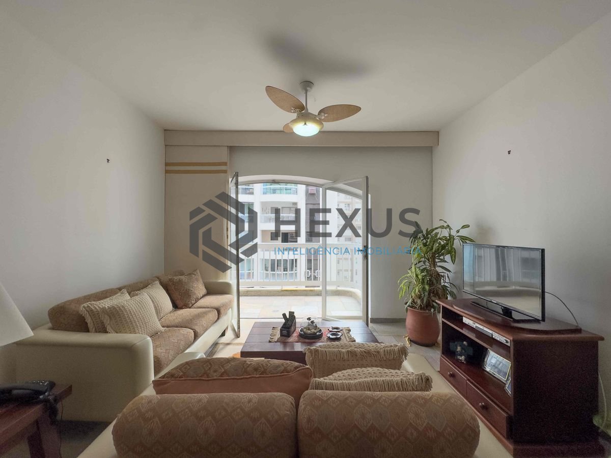 Foto 4 de Apartamento com varanda vista mar na beira mar da Praia das Pitangueiras, Guaruja