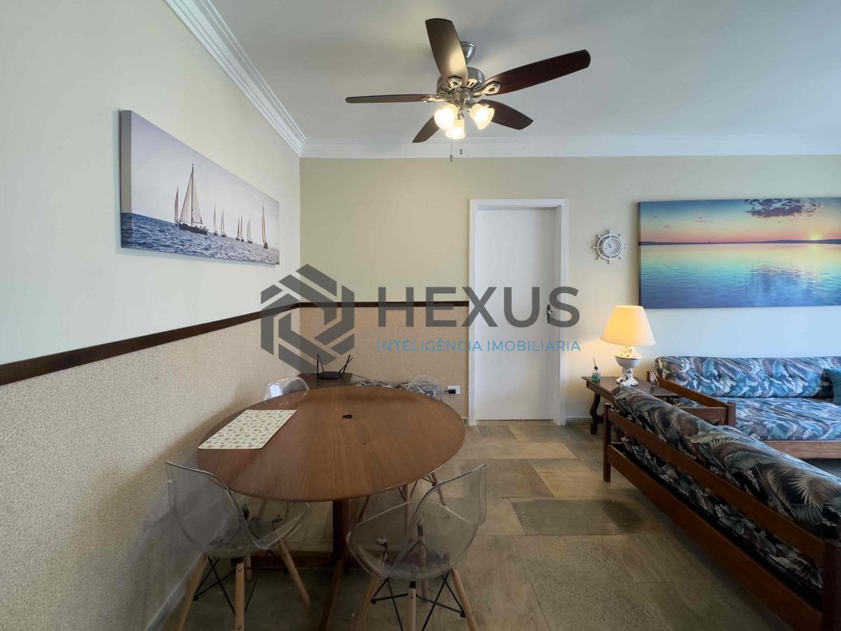 Foto 8 de Apartamento com varanda e vista mar na beira mar da Praia das Pitangueiras, Guarujá-SP