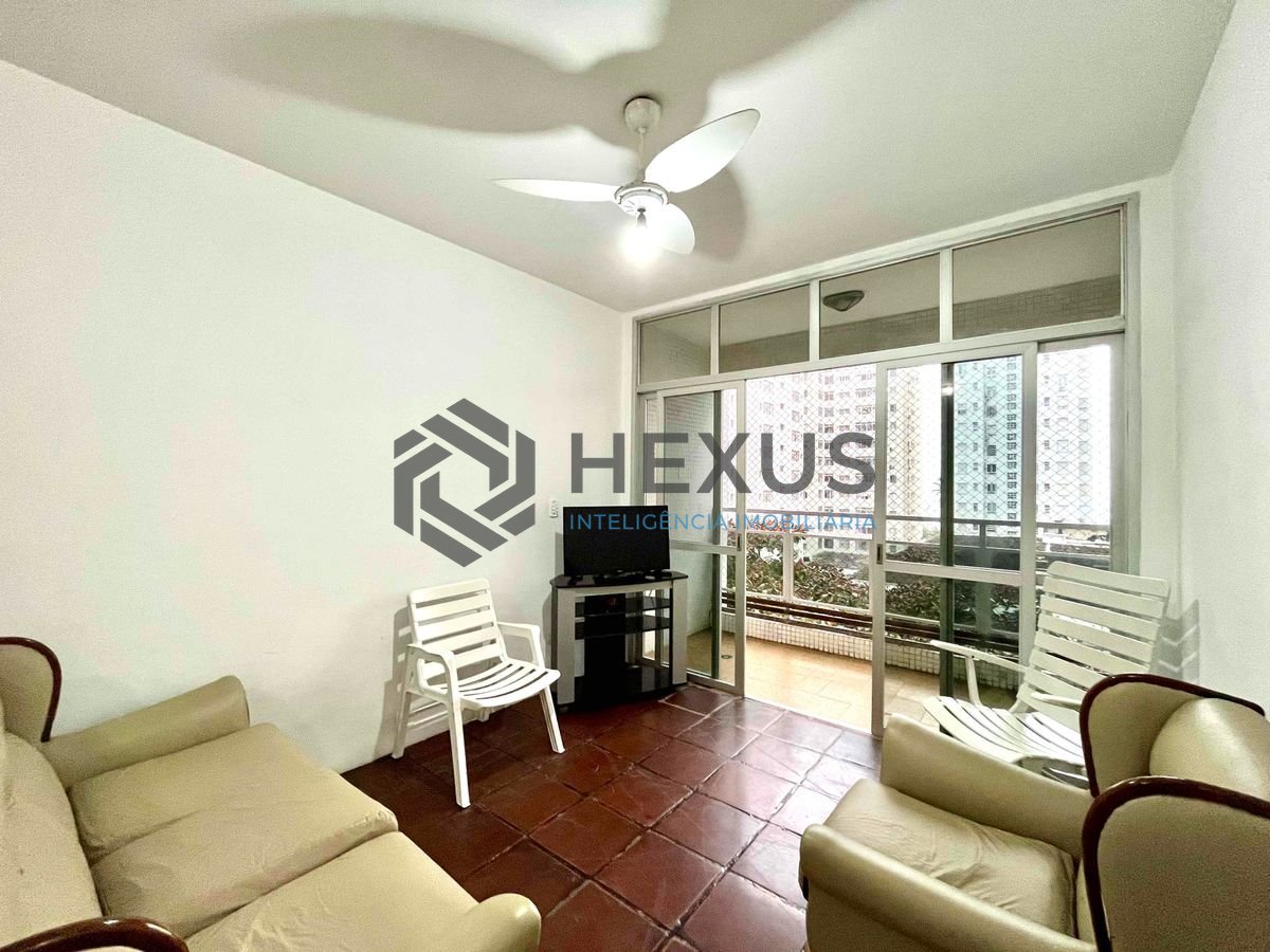 Foto 4 de Apartamento com varanda e vista mar na quadra mar da Praia das Pitangueiras, Guaruja