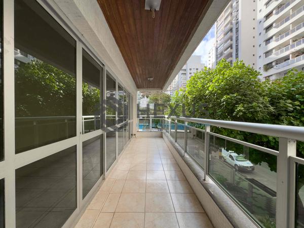 Apartamento à Venda em Pitangueiras — foto 1