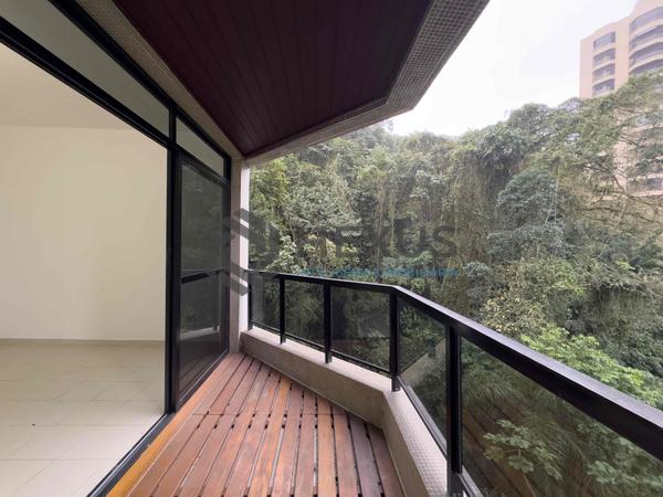 Apartamento à Venda em Pitangueiras — foto 1