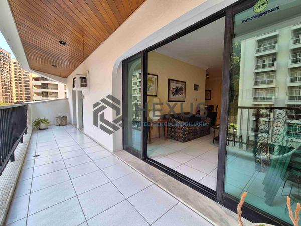Apartamento à Venda em Pitangueiras — foto 2
