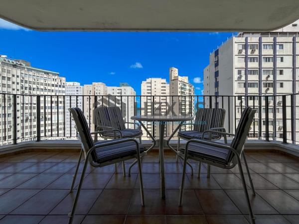 Apartamento à Venda em Pitangueiras — foto 1