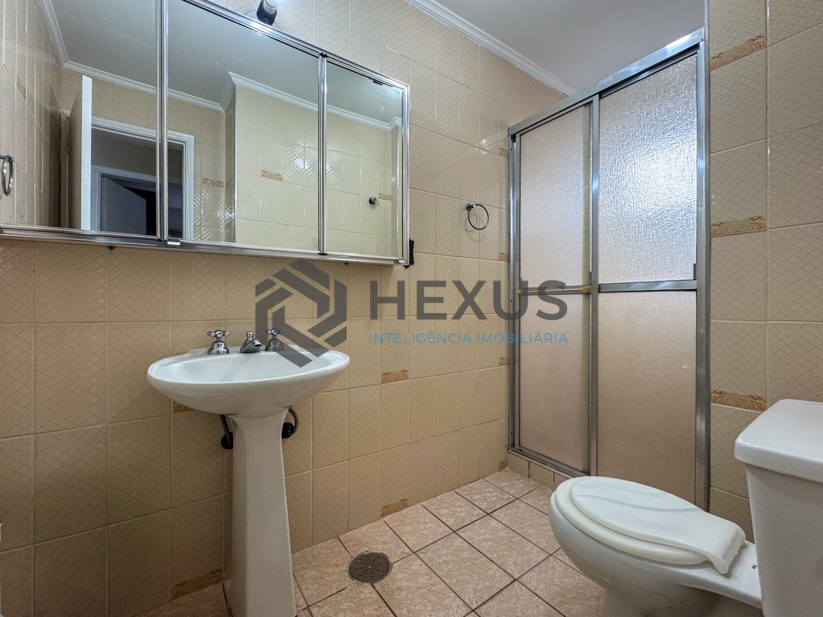 Foto 10 de Apartamento no Jardim Astúrias, Guarujá