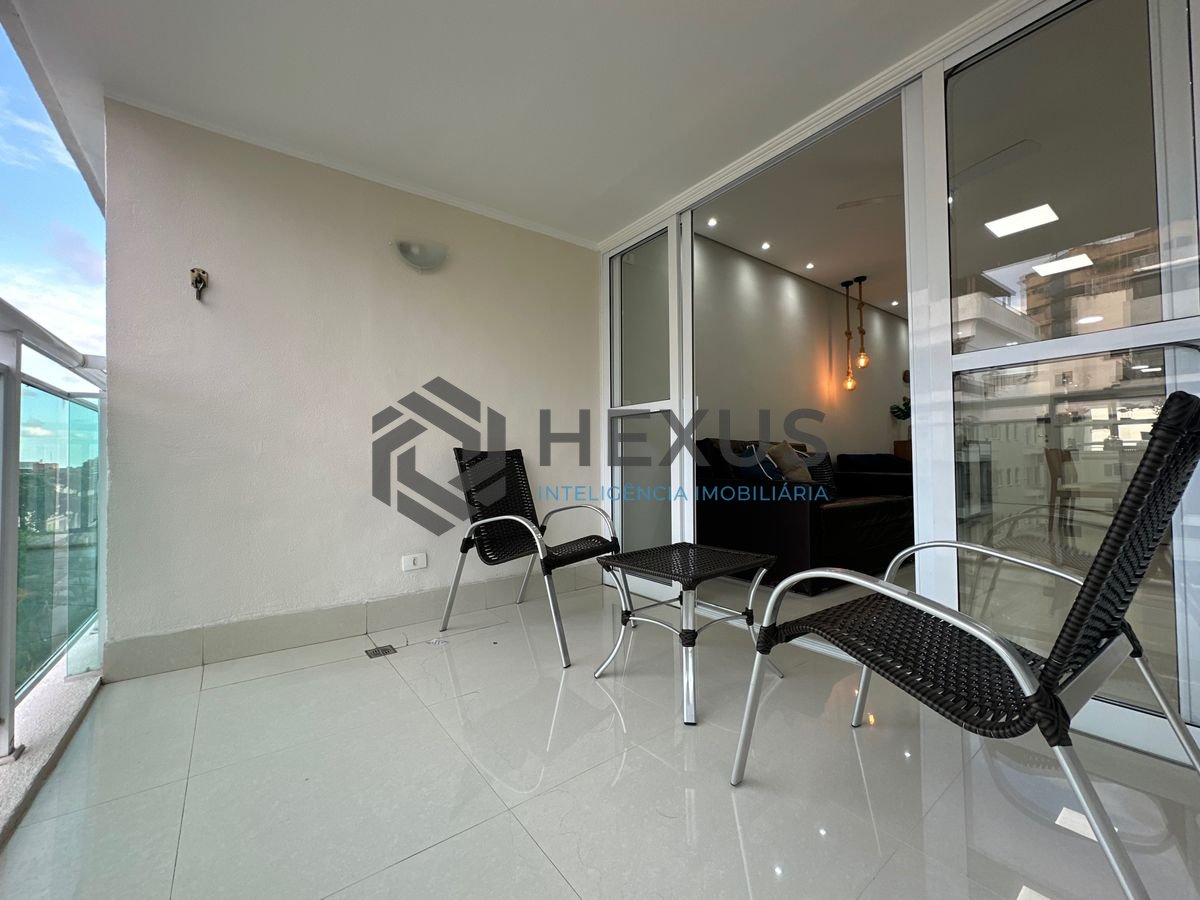 Foto 4 de Apartamento com varanda e lazer na Praia da Enseada, Guaruja