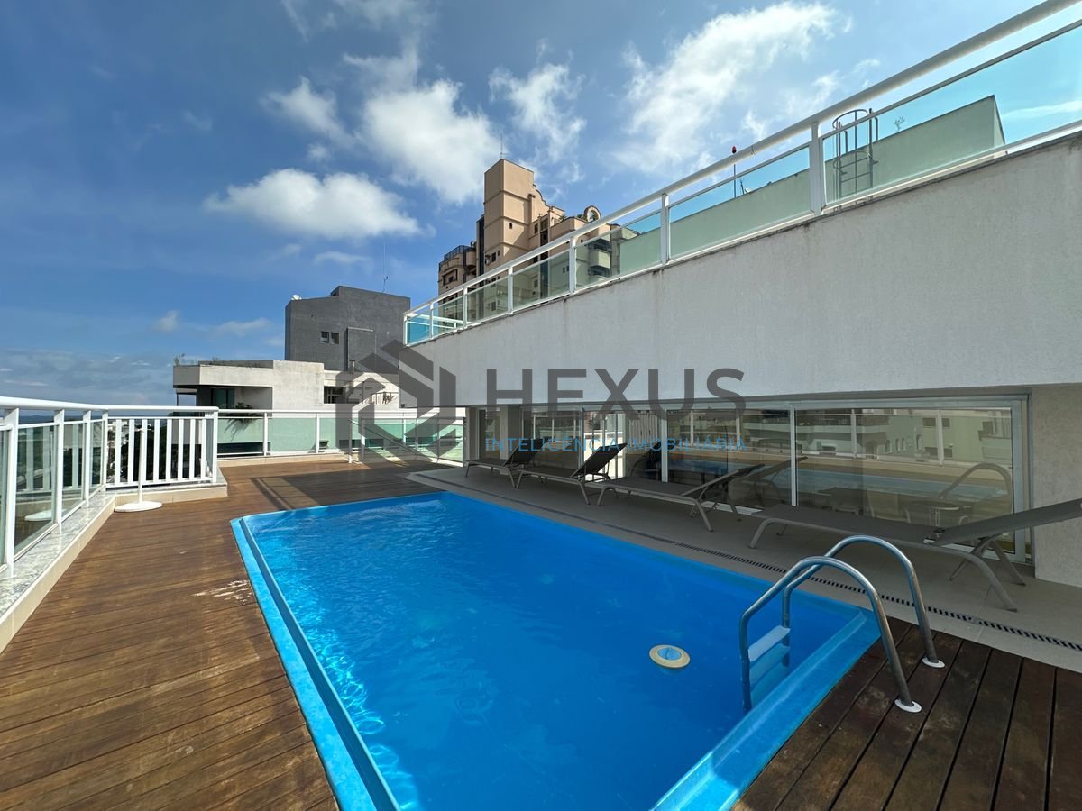 Foto 3 de Apartamento com varanda e lazer na Praia da Enseada, Guaruja