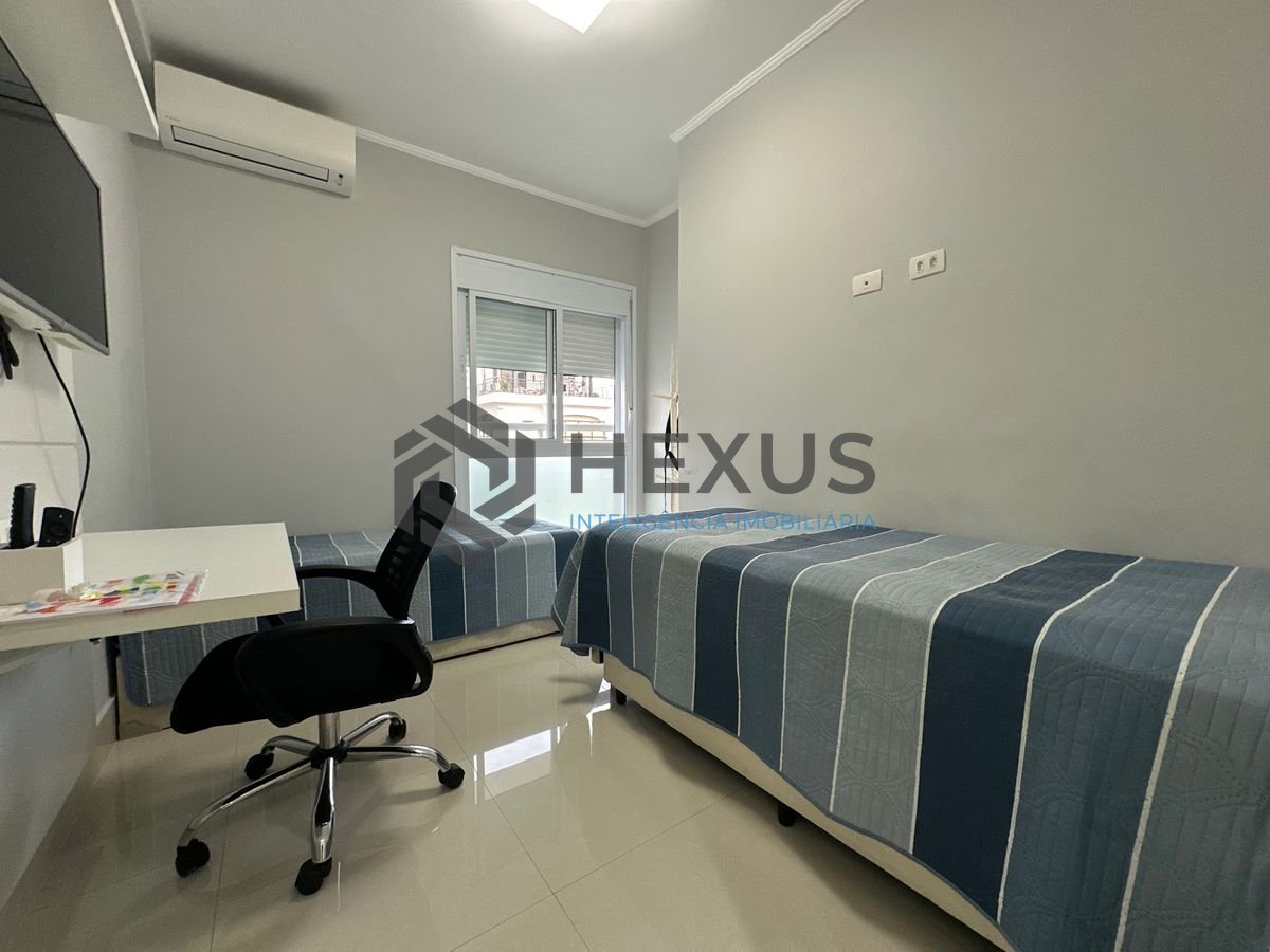 Foto 7 de Apartamento com varanda e lazer na Praia da Enseada, Guaruja