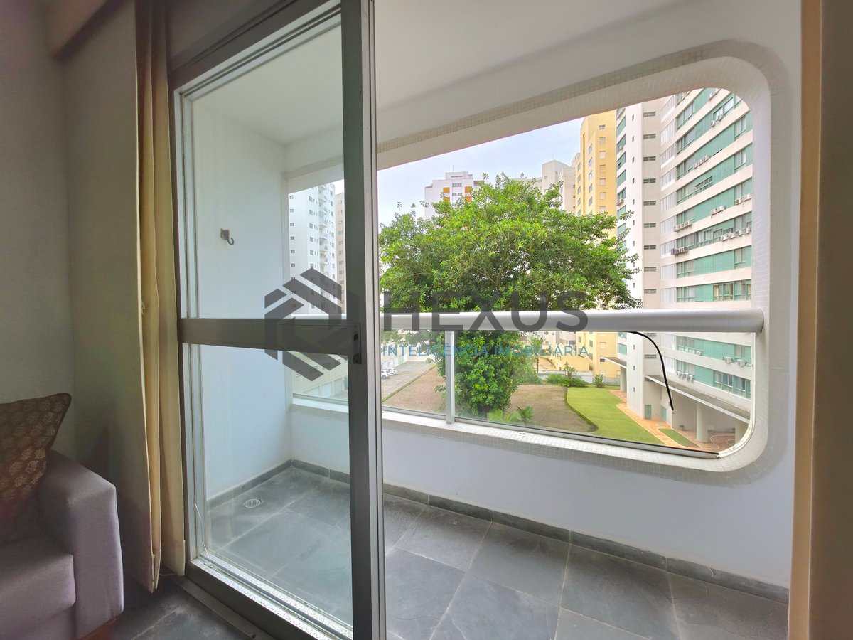 Foto 10 de Apartamento à venda, Pitangueiras, Guarujá, SP