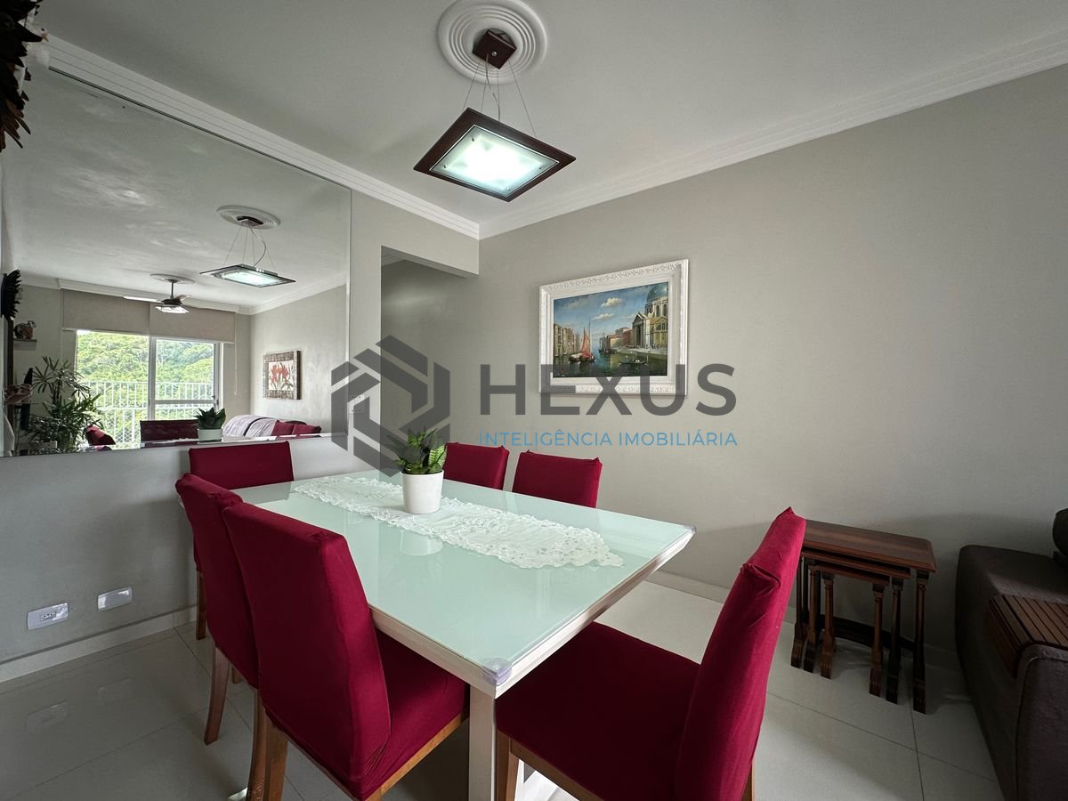 Foto 6 de Apartamento Reformado para Locação Anual na Praia das Pitangueiras – 200m do Mar | 2 Dorms + Dependência