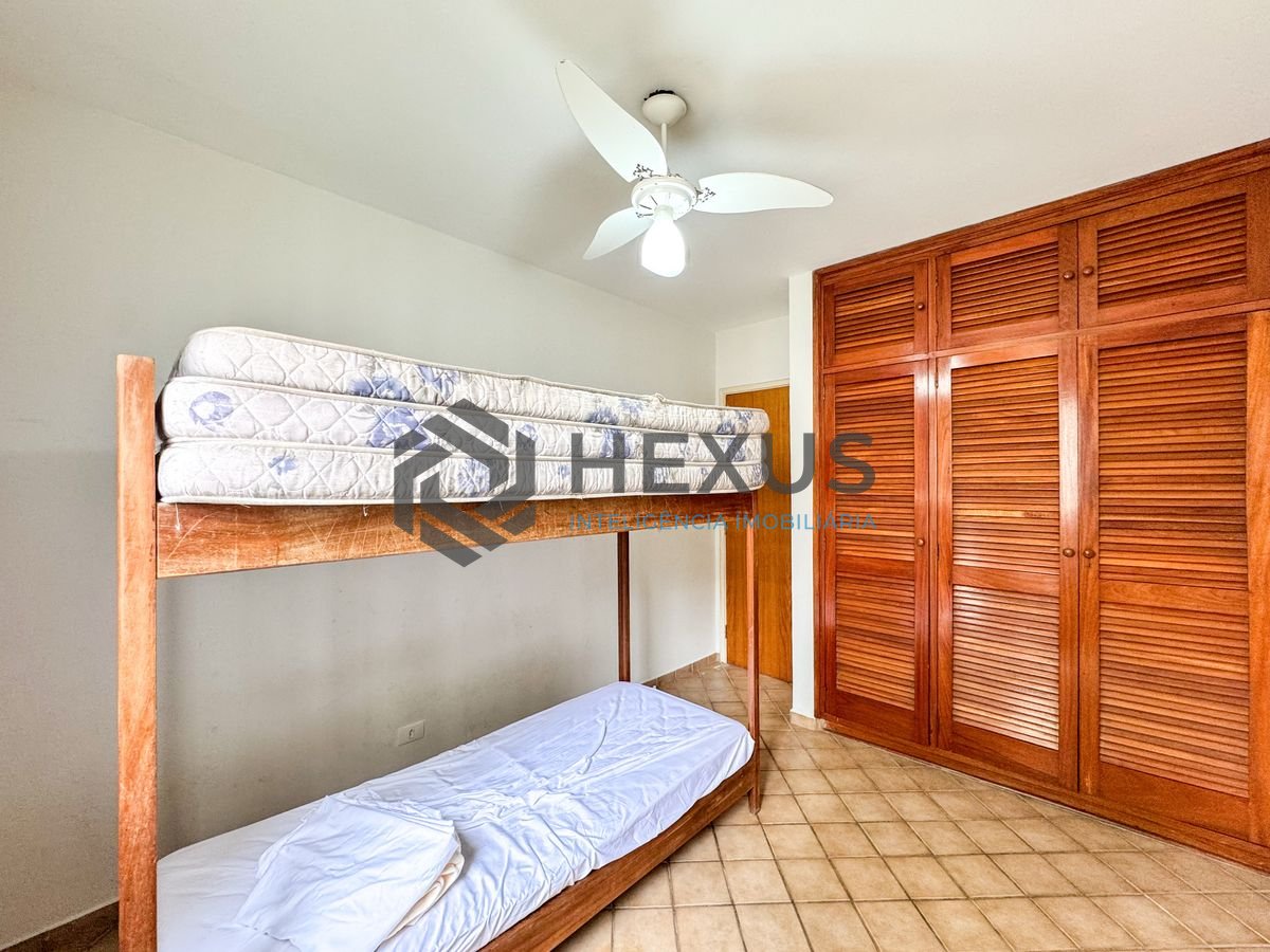 Foto 14 de Apartamento com varanda vista mar e lazer a 1 quadra da praia nas Pitangueiras, Guarujá