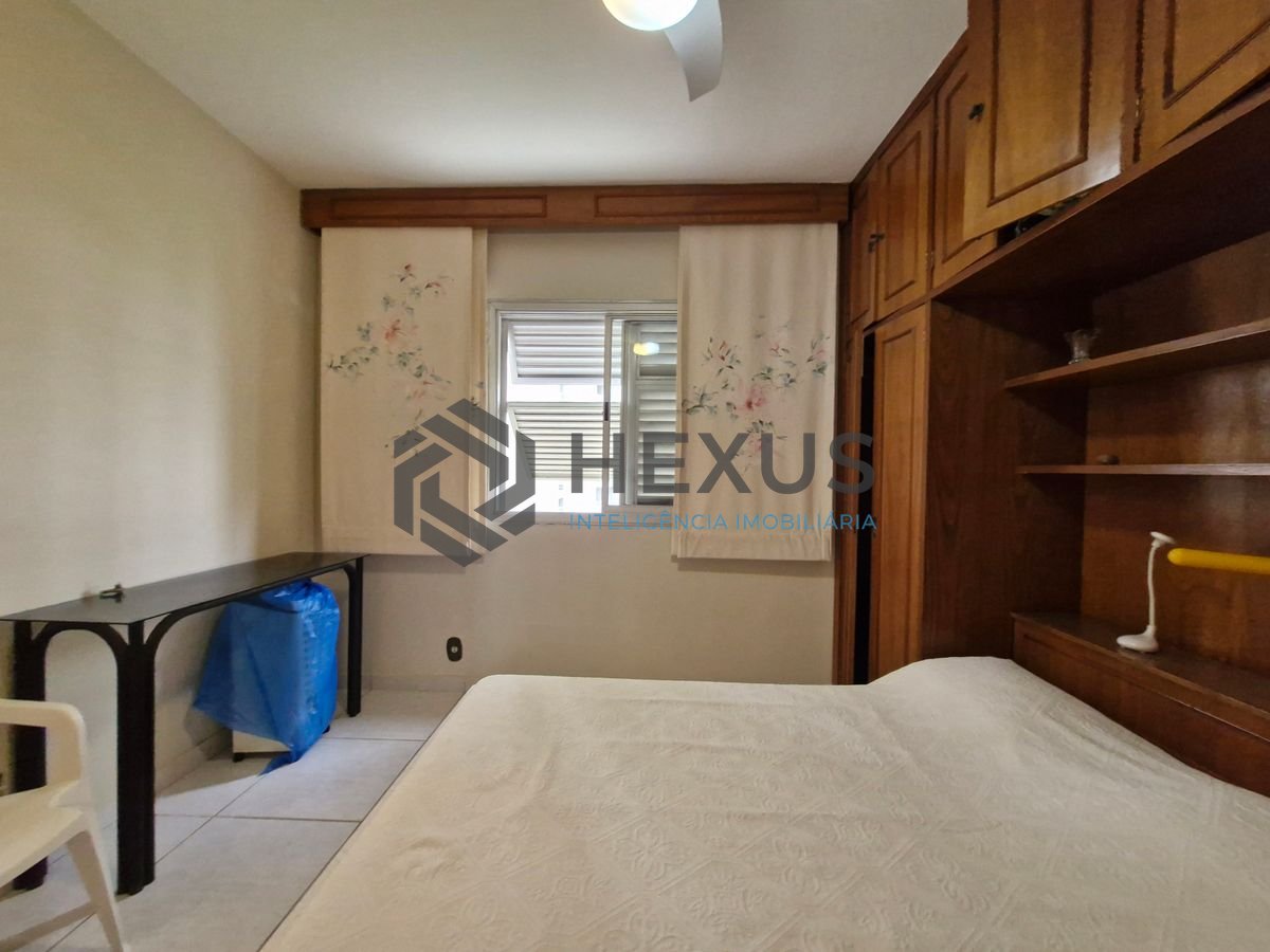 Foto 16 de Apartamento reformado com varanda na região da Centro da Praia nas Pitangueiras, Guarujá