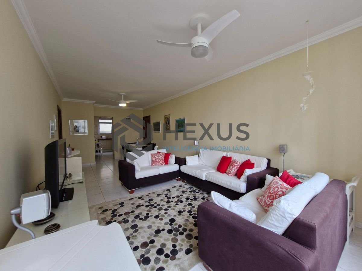 Foto 8 de Apartamento reformado com varanda na região da Centro da Praia nas Pitangueiras, Guarujá