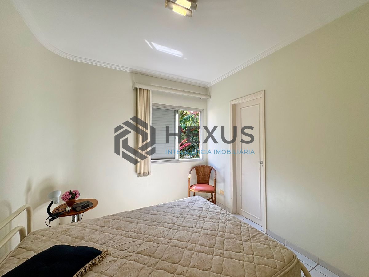 Foto 12 de Apartamento com varanda e lazer na Enseada, Guarujá
