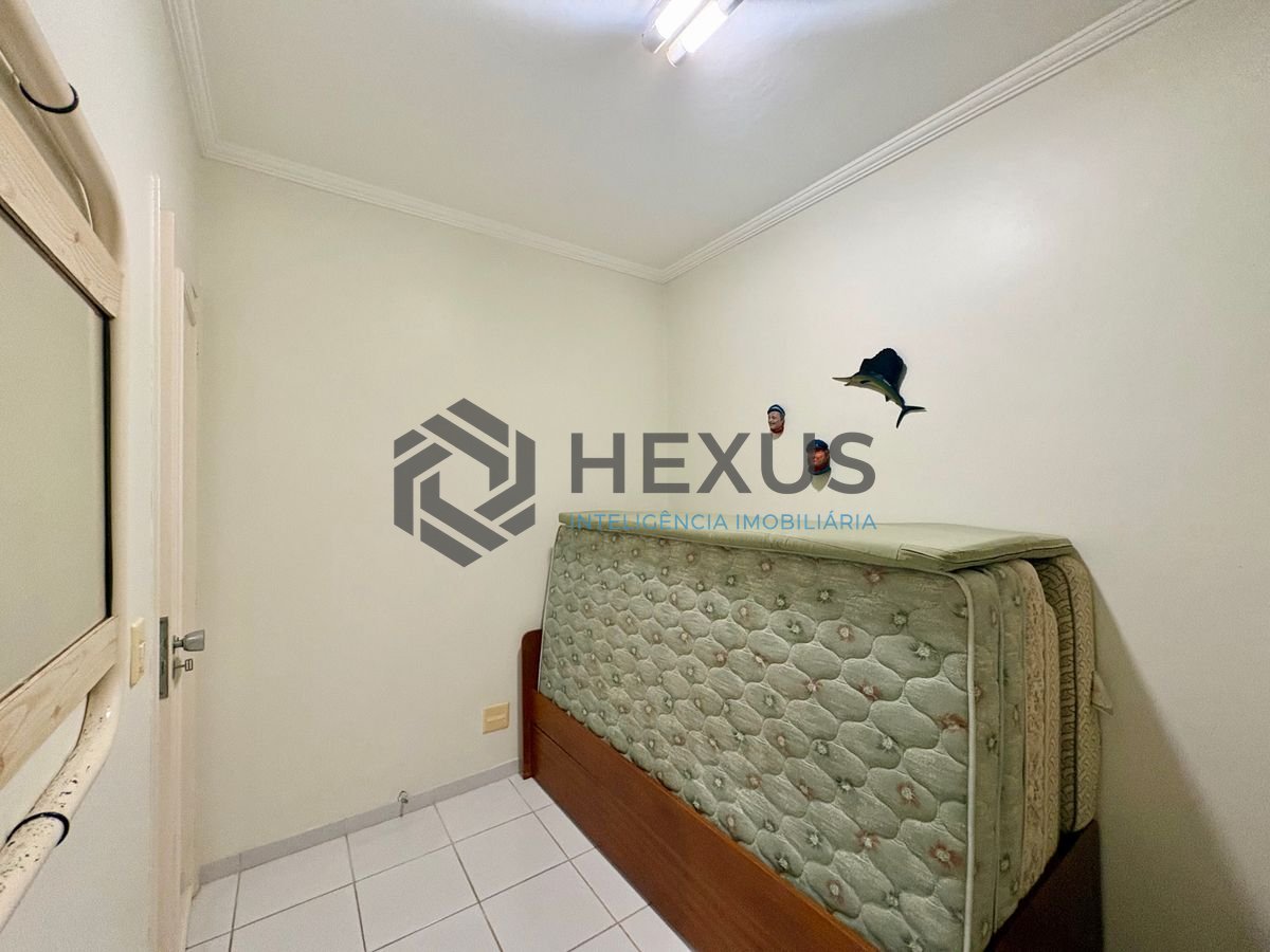 Foto 14 de Apartamento com varanda e lazer na Enseada, Guarujá