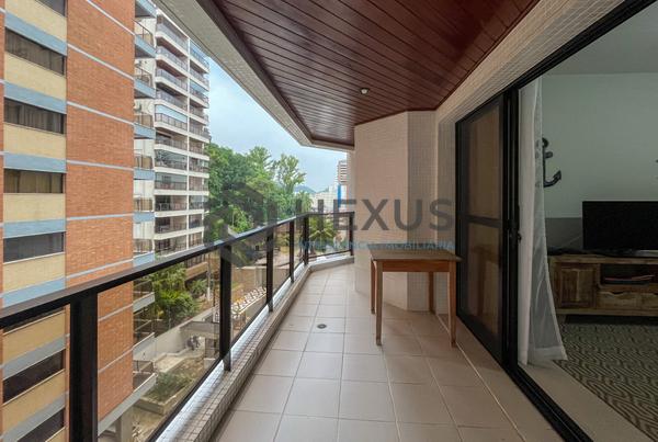 Apartamento à Venda em Pitangueiras — foto 1