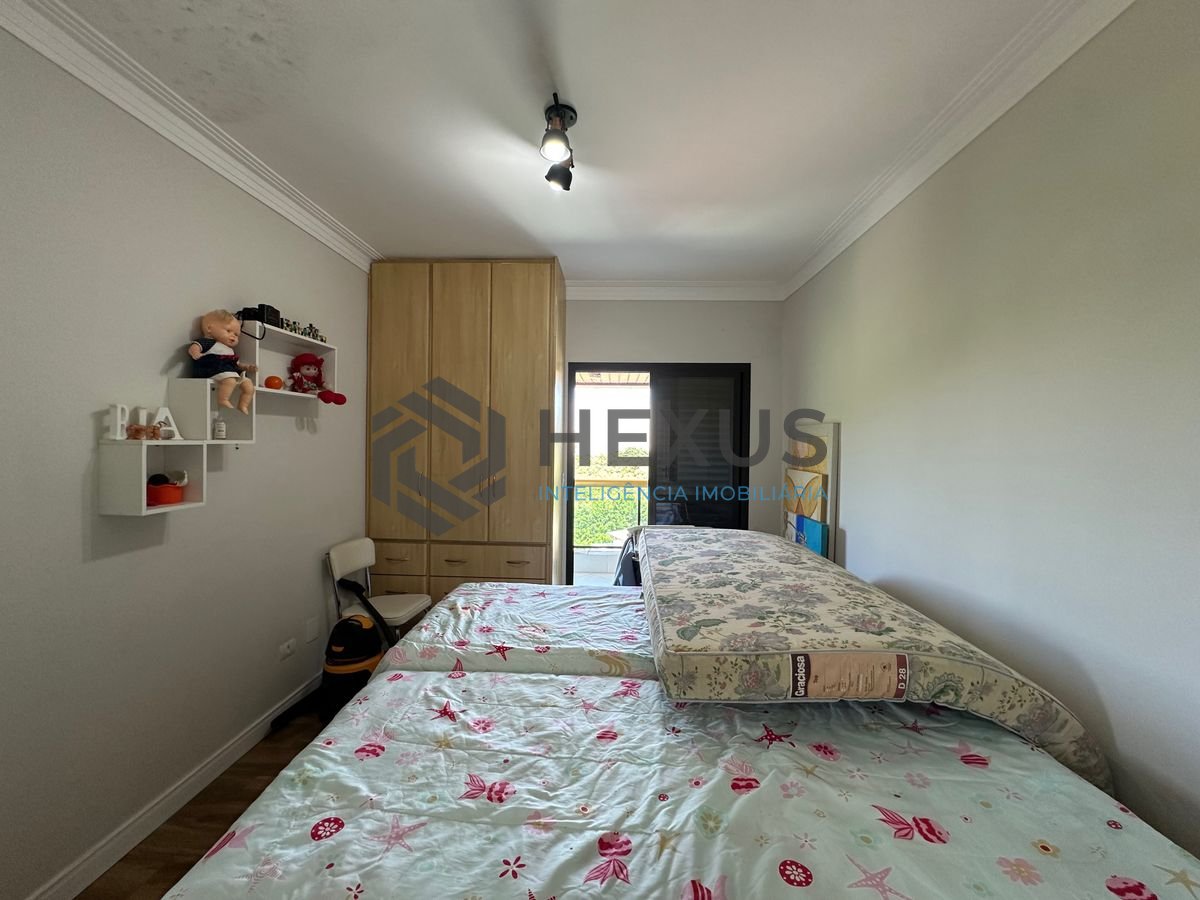 Foto 19 de Apartamento reformado com varanda vista mar e lazer a 450m da praia noTortugas na Enseada, Guarujá