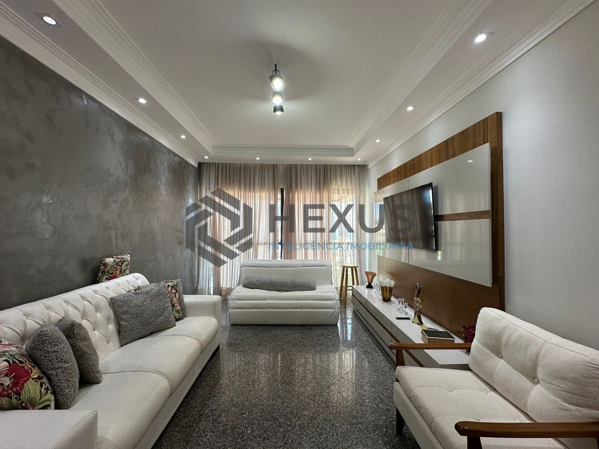 Foto 5 de Apartamento reformado com varanda vista mar e lazer a 450m da praia noTortugas na Enseada, Guarujá