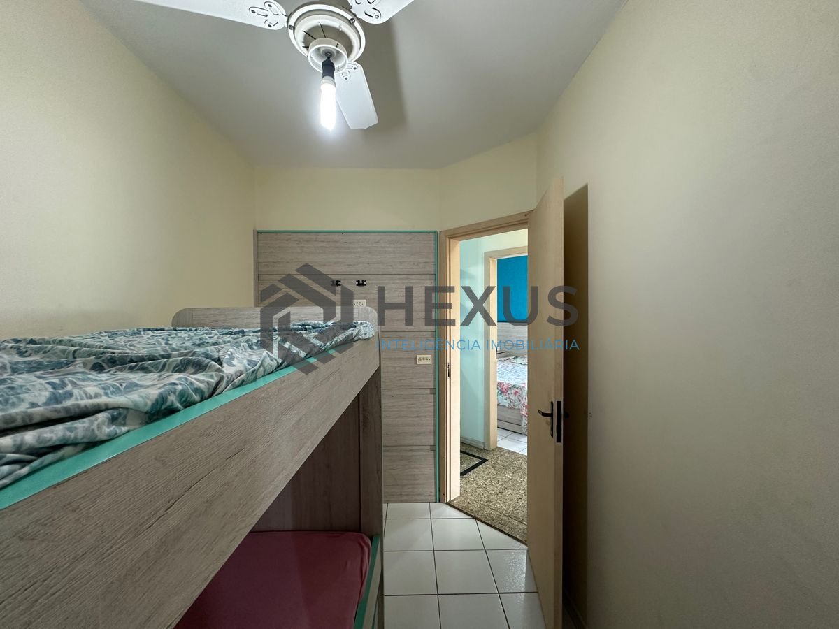 Foto 12 de Apartamento reformado com varanda vista mar e lazer a 450m da praia no Tortugas na Enseada, Guarujá