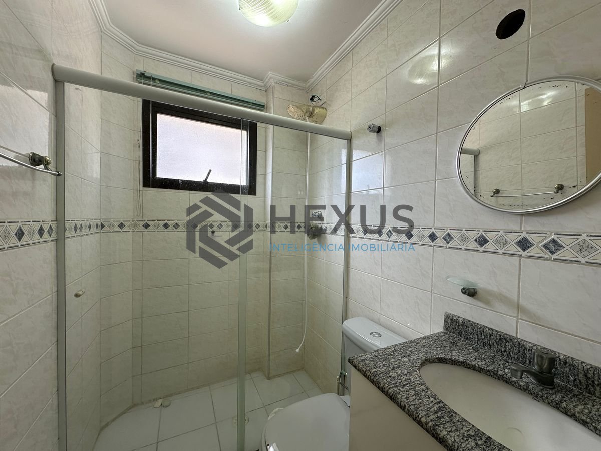 Foto 13 de Apartamento reformado com varanda vista mar e lazer a 450m da praia no Tortugas na Enseada, Guarujá