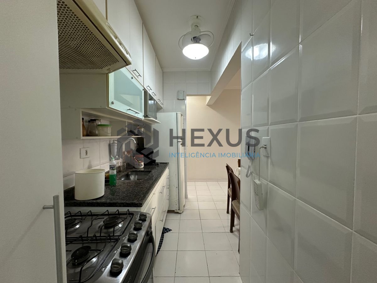 Foto 8 de Apartamento com varanda e lazer na Enseada, Guarujá