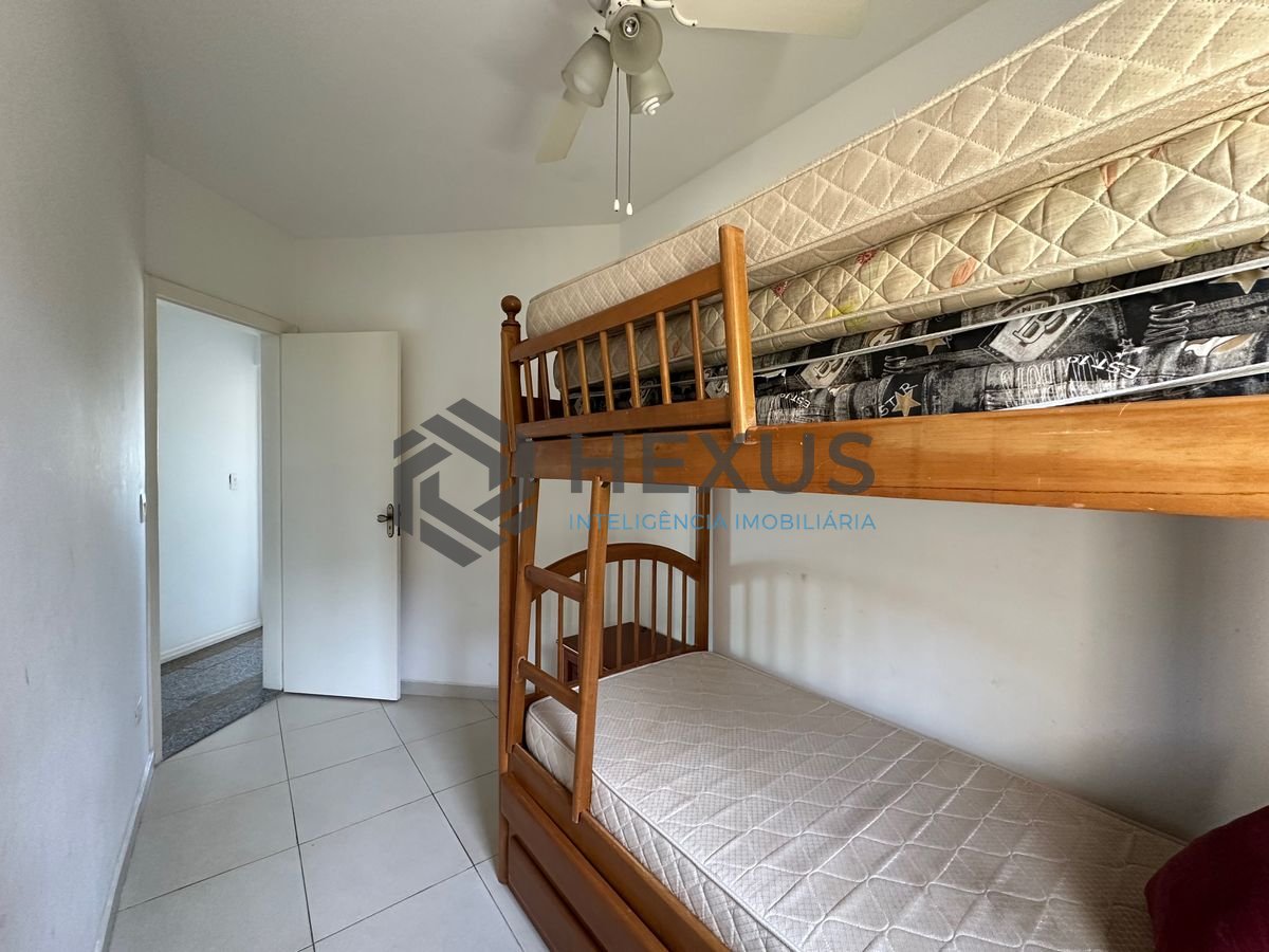 Foto 14 de Apartamento reformado com varanda vista mar e lazer a 350m da praia no Tortugas na Enseada, Guarujá