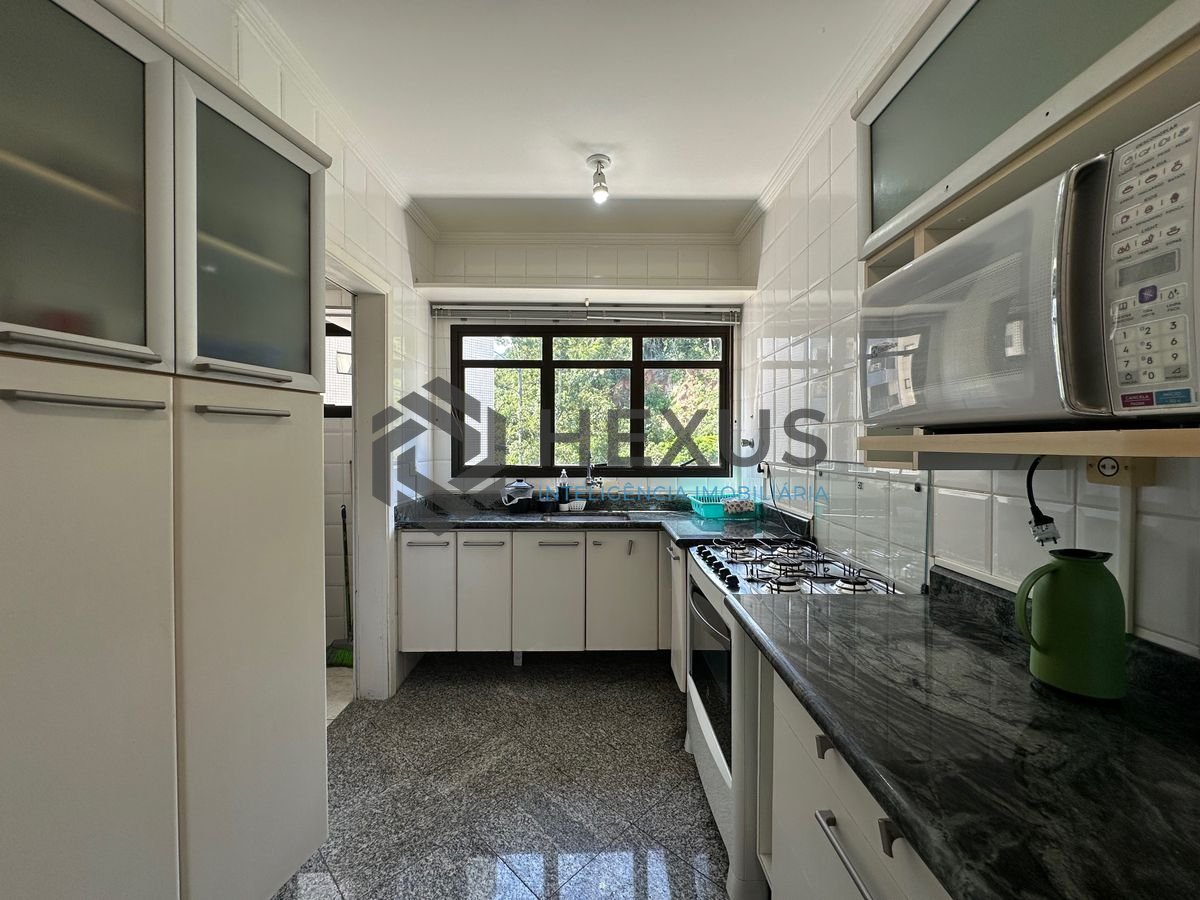 Foto 9 de Apartamento reformado com varanda vista mar e lazer a 350m da praia no Tortugas na Enseada, Guarujá