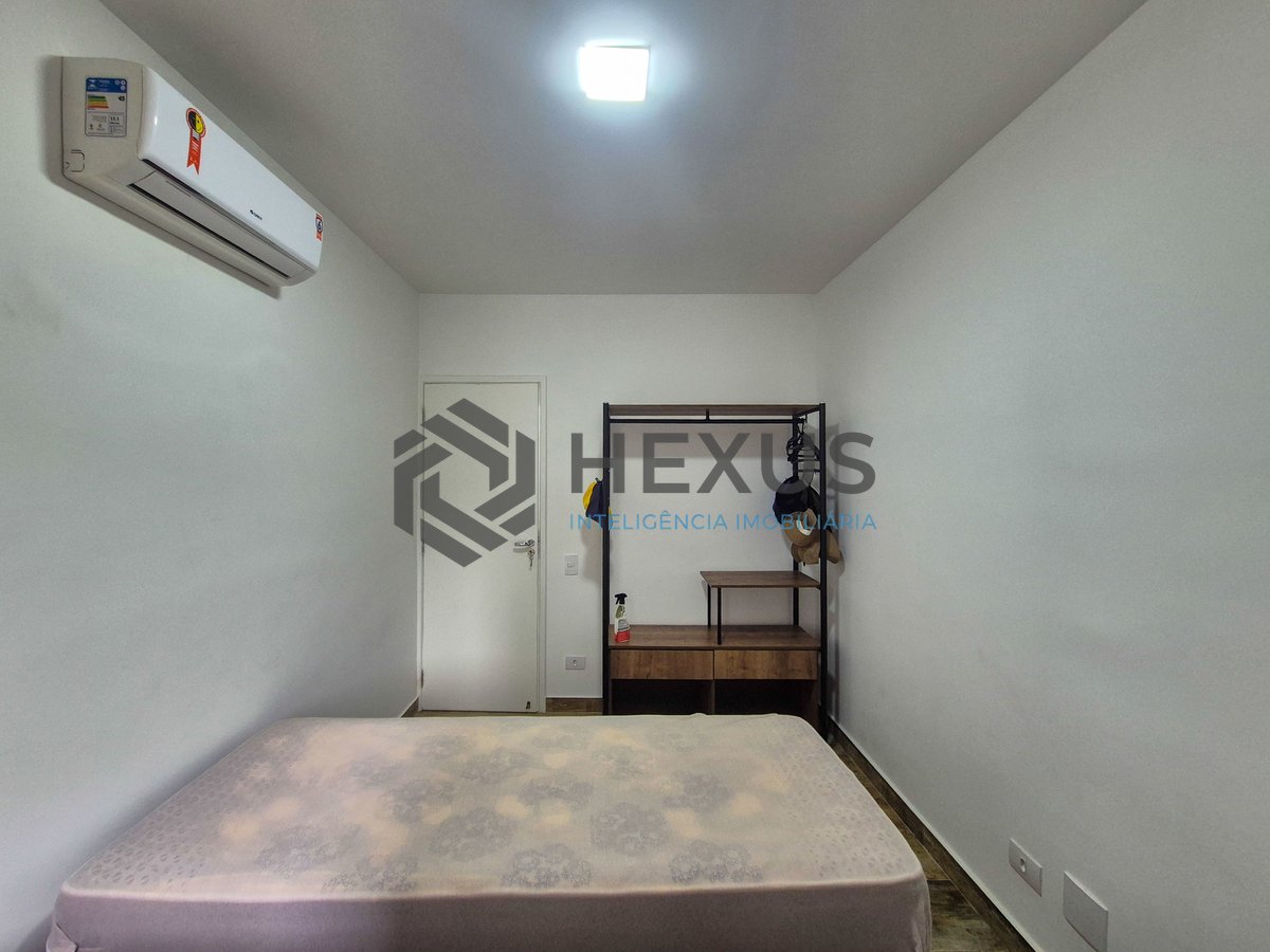 Foto 21 de Apartamento com varanda e lazer a 1 quadra da praia nas Pitangueiras, Guarujá
