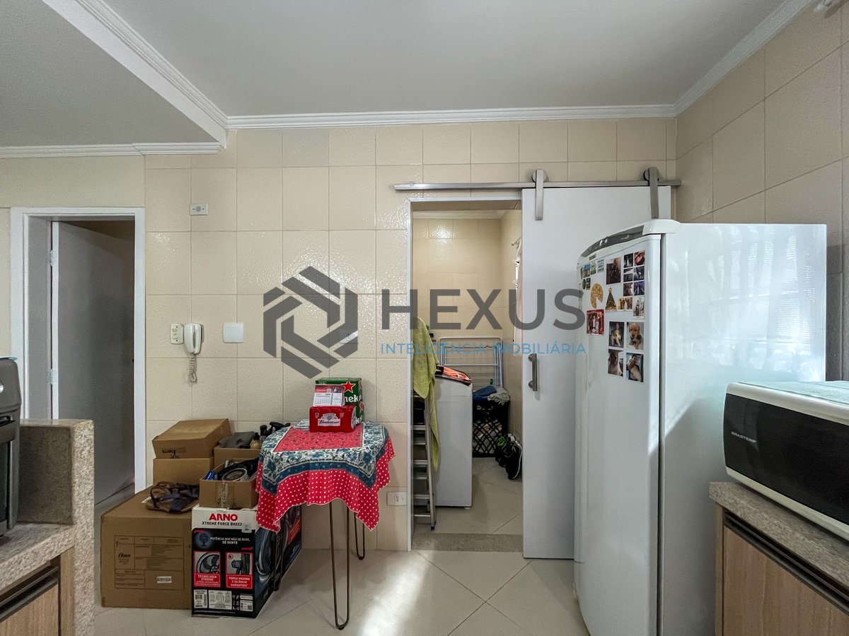 Foto 26 de Apartamento na quadra mar das Pitangueiras, com lazer e vaga à venda, Pitangueiras, Guarujá, SP