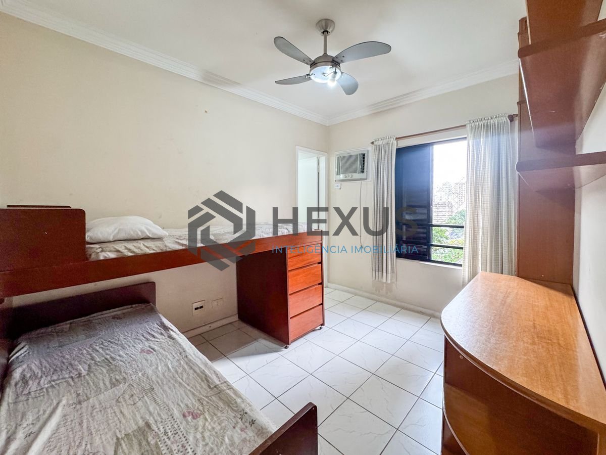 Foto 14 de Apartamento com varanda e lazer a 100m da praia nas Pitangueiras, Guarujá