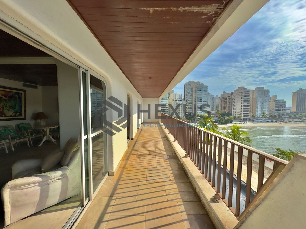 Foto 3 de Apartamento frente mar com varanda vista mar e lazer no Jardim Astúrias, Guarujá