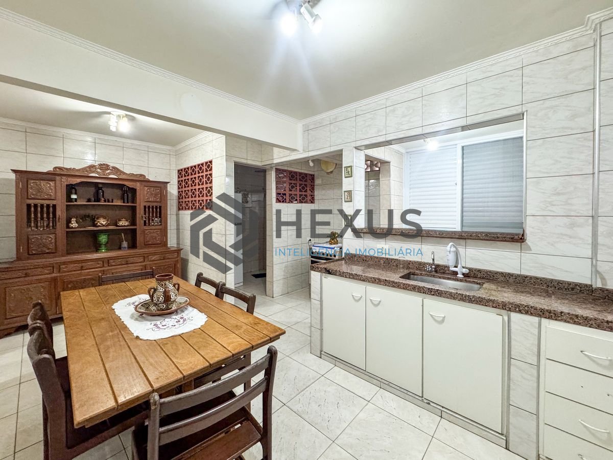 Foto 13 de Apartamento a 160m da praia na região da Vila Alzira no Jardim Astúrias, Guarujá