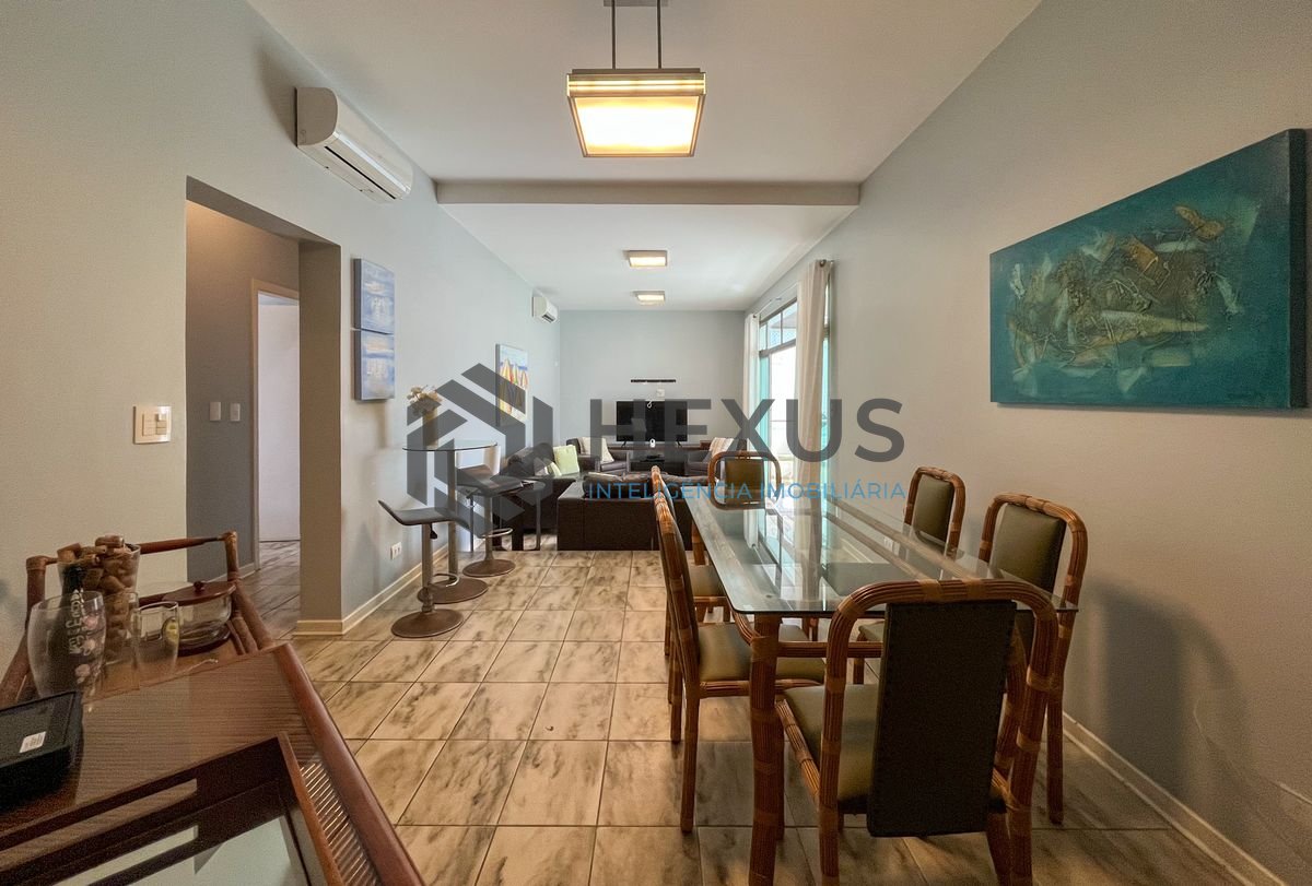 Foto 2 de Apartamento com varanda e lazer na Enseada, Guarujá