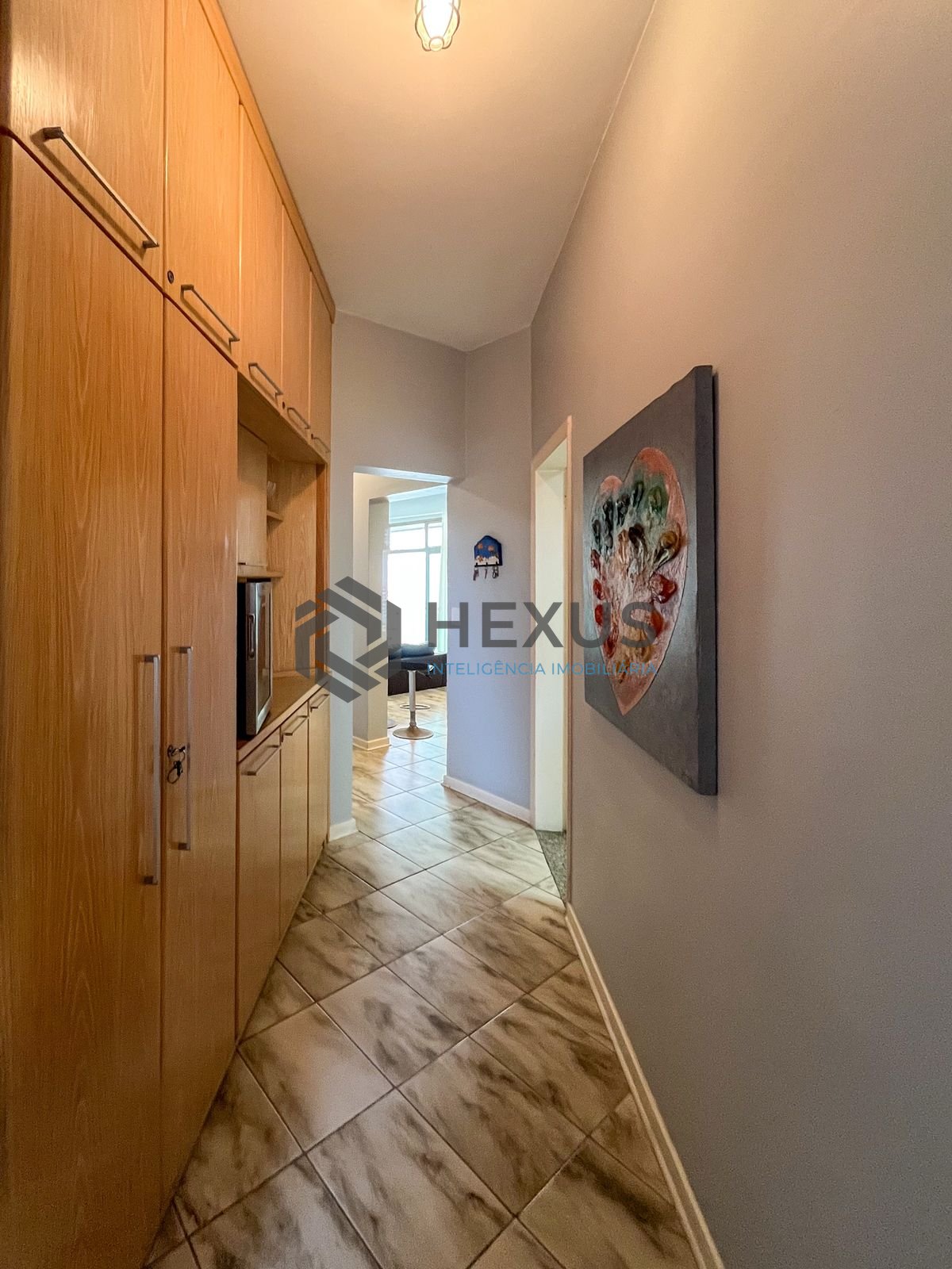 Foto 14 de Apartamento com varanda e lazer na Enseada, Guarujá
