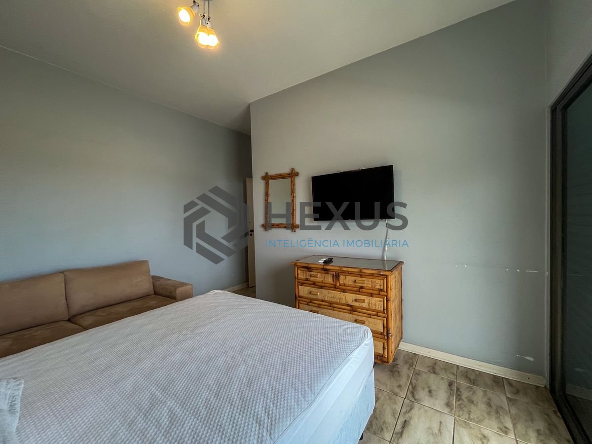 Foto 18 de Apartamento com varanda e lazer na Enseada, Guarujá