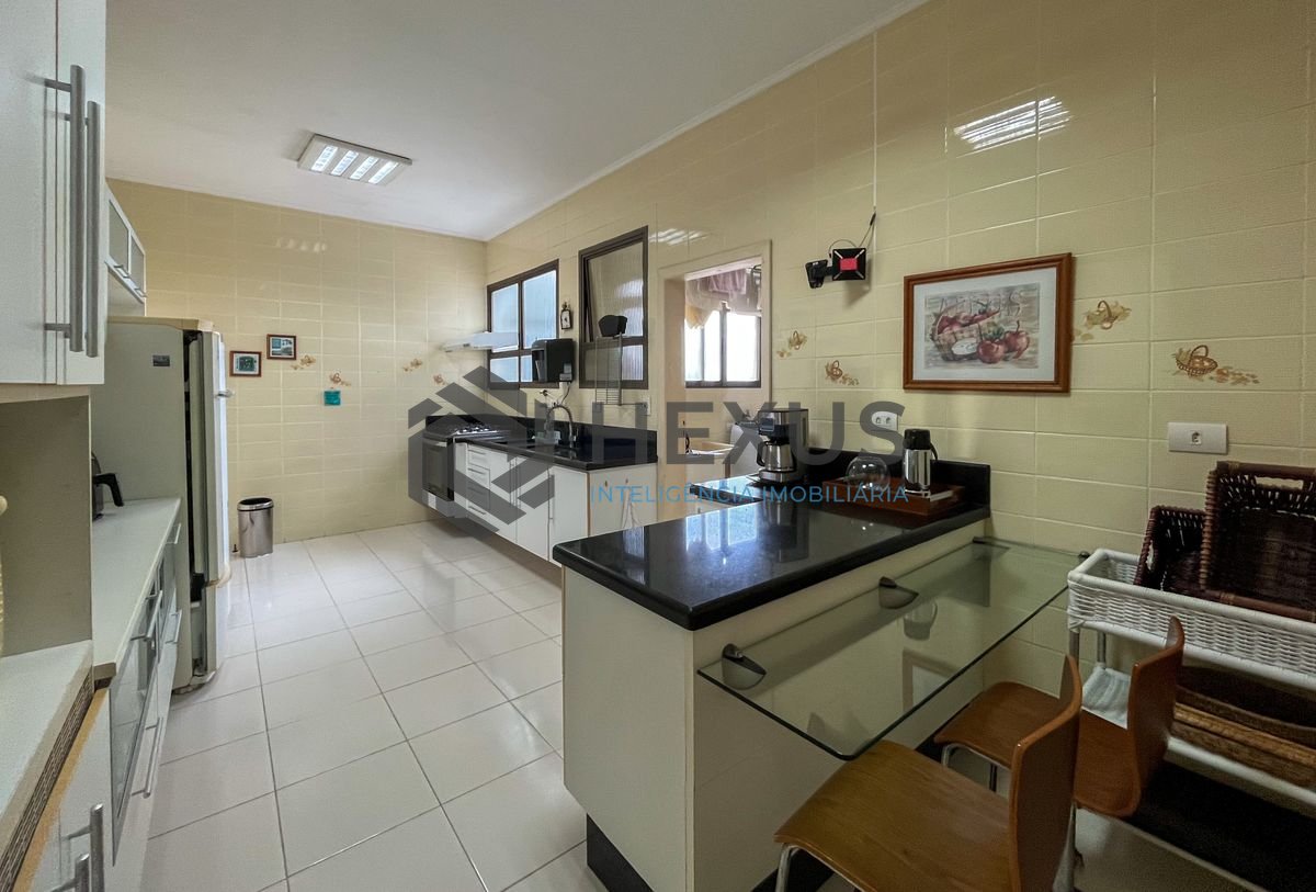 Foto 37 de Apartamento com varanda e lazer na Enseada, Guarujá