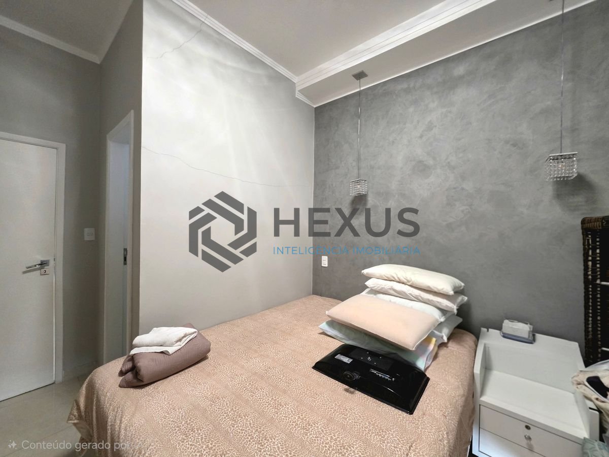 Foto 18 de Apartamento reformado com varanda vista mar a 1 quadra da praia nas Pitangueiras, Guarujá