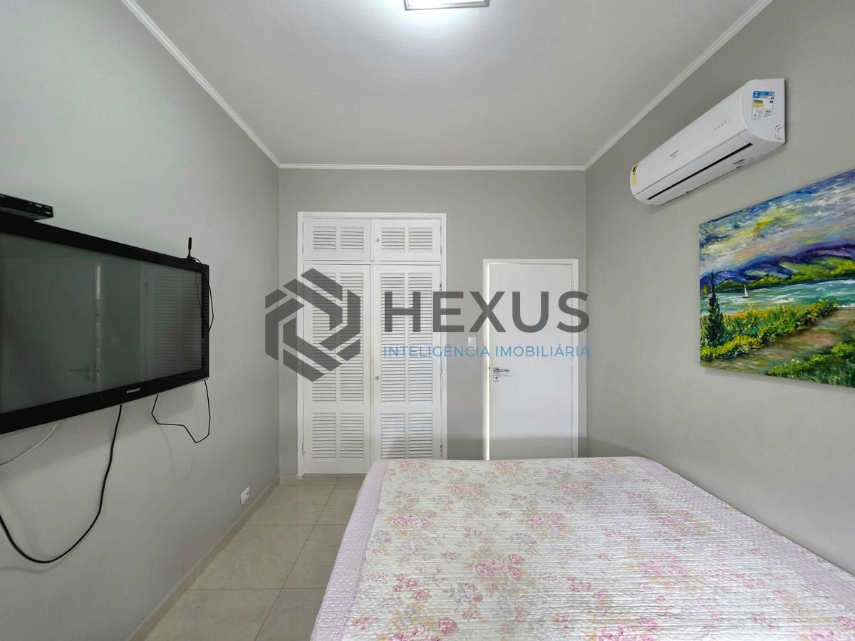 Foto 9 de Apartamento reformado com varanda vista mar a 1 quadra da praia nas Pitangueiras, Guarujá